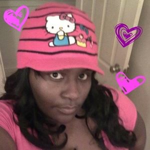 Meet your Posher, Debbie